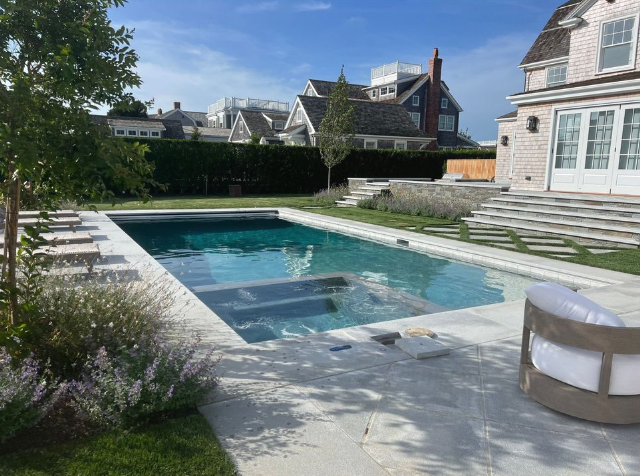 Cliff Road Pool and Spa